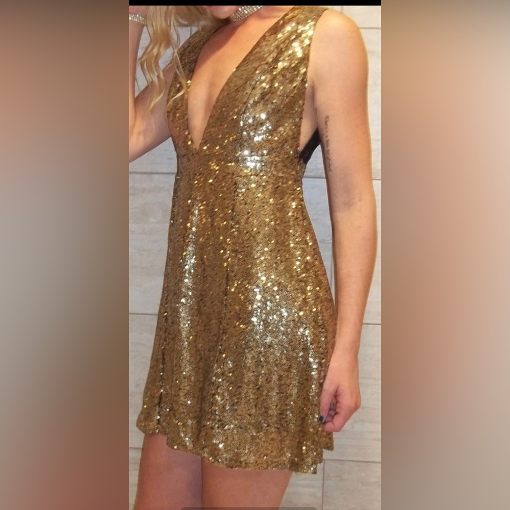 Vintage Gold Sequence cocktail
dress Sz M